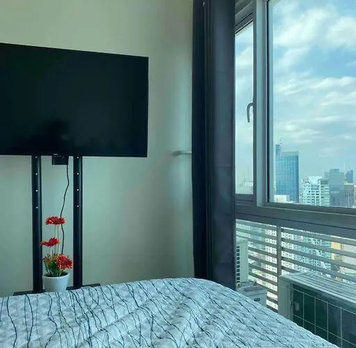 Apartment Makati Penthouse With Stunning Skyline View