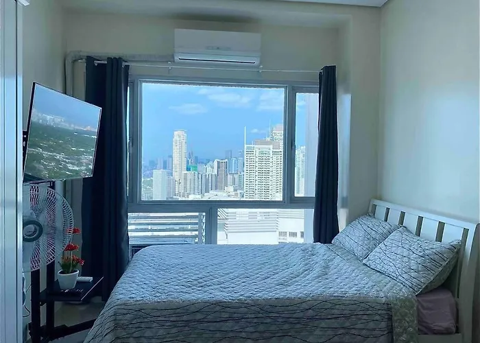 Makati Penthouse With Stunning Skyline View Manila