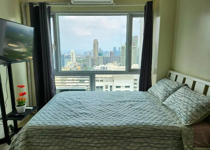 Apartment Makati Penthouse With Stunning Skyline View *